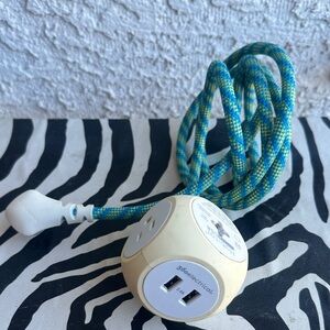 360 Electrical Habitat extension cord with USB ports-used in great condition